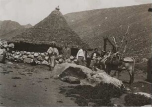 Kegeldachhütte von Mamacanaca. Topf auf der Dachsspitze