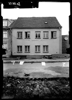 Greifswald, Brüggstraße. Wohnhaus. Straßenfront