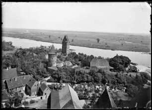 Tangermünde. Stadtansicht mit Burg