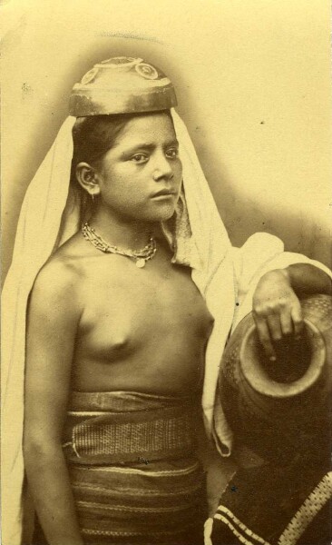 Young Mixtec girl