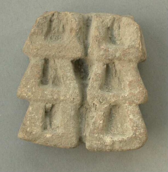 Fragment eines Tongefäßes