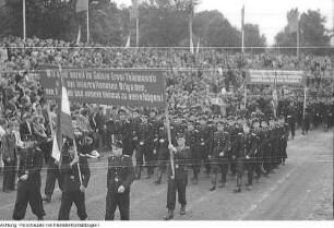 Dresden. Tag der Internationalen Brigaden. Treffen ehemaliger Spanienkämpfer, Juli 1952