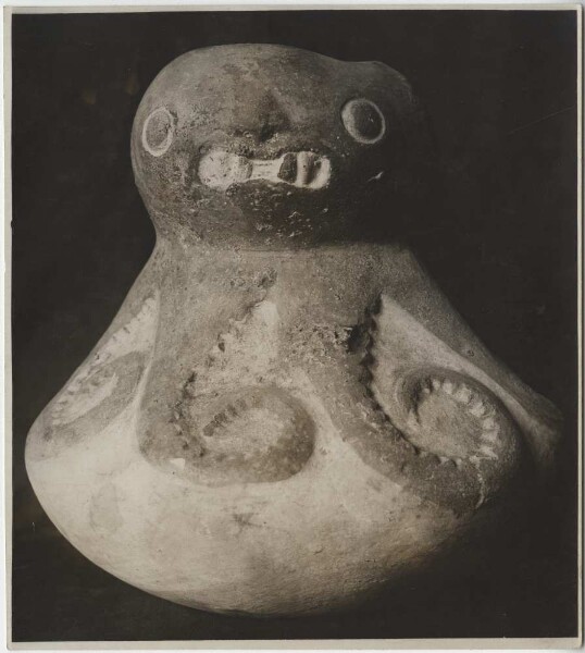 Figure vessel