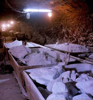 Lore im Kalisalzbergwerk Merkers