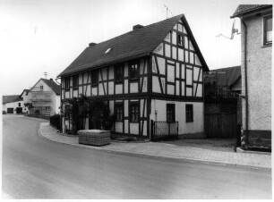 Hohenahr, Lempstraße 2