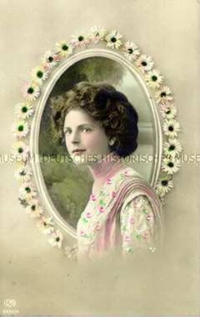 Postkarte mit Frauenbild