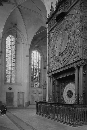 Rostock. Hauptpfarrkirche St. Marien, Astronomische Uhr (1472 vollendet, 1643 wiederhergestellt)