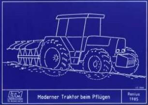 Moderner Traktor beim Pflügen