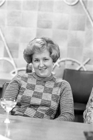 BNN-Umfrage bei Gewinnern der ARD-Fernsehlotterie 1976 "Ein Platz an der Sonne"