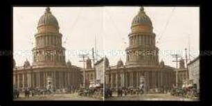 Rathaus mit Denkmal an der belebten Market Street, San Francisco