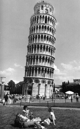 Schiefer Turm in Pisa, Herbst 1984