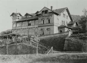 Niederwartha (Dresden-Niederwartha), Friedrich-August-Straße 60. Gasthaus "Wilhelmsburg". Elbseite