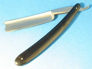 RASIERMESSER