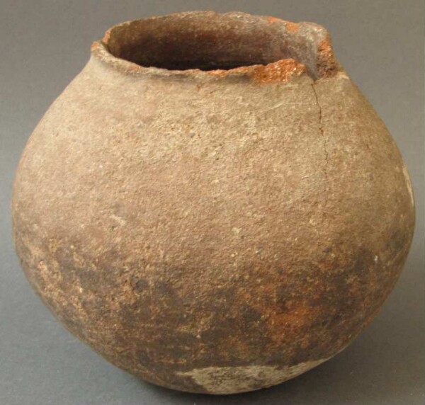 Clay vessel