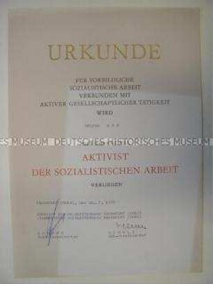 Urkunde zum Ehrentitel "Aktivist der sozialistischen Arbeit"