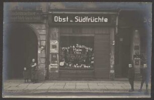 Ansichtskarte Fruchthandlung, Admiralstraße 17