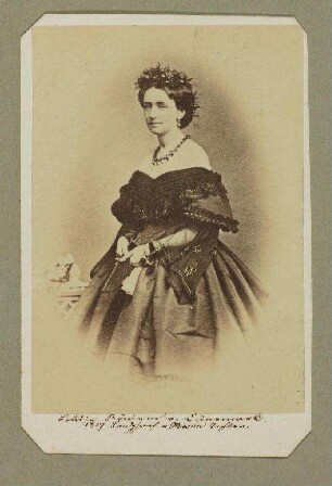 Bildnis von Louise (1817-1898) Königin von Dänemark