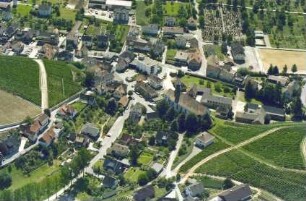 Durbach: Ortszentrum mit Kirche und Hotel Ritter