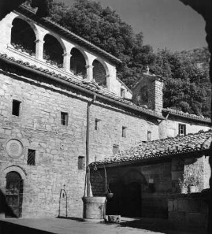 Assisi. Eremo delle Carceri (1404/1444). Hof