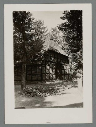 Naturschutzgebiet Lüneburger Heide. Heidemuseum in Wilsede : Naturschutzgebiet Lüneburger Heide. Wilsede. Ansicht des Heidemuseums “Dat ole Huus", einem 1907 gegründeten Heimatmuseum (ältestes Freilichtmuseum Deutschlands)