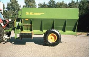 Fotografie: Fütterungstechnik, Futtermischwagen