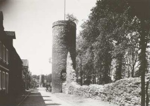 Paderborn, Maspernplatz : Paderborn. Wehrtürme und Reste der Stadtmauer am Maspernplatz