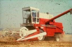 Fotografie: Erntetechnik, Mähdrusch, Mähdrescher selbstfahrend