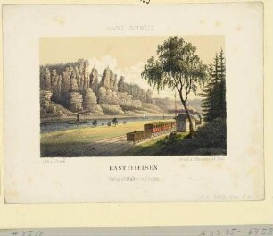 Die Basteifelsen bei Rathen in der Sächsischen Schweiz vom linken Elbufer nach Nordosten gesehen, im Vordergrund eine Eisenbahn auf der 1851 eröffneten Dresden-Bodenbacher Linie