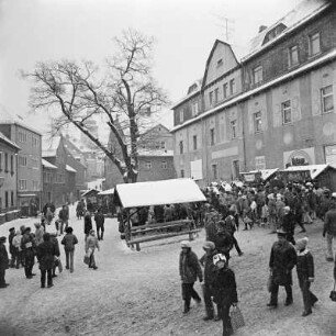 Schwarzenberg, Weihnachtsmarkt : Untere Schloßstraße