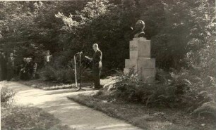 Gedenkfeier in Panschwitz-Kuckau : Swjatočnosć na česć Jakuba Barta-Ćišinskeho w Lipju w Pančicach Kukowje
