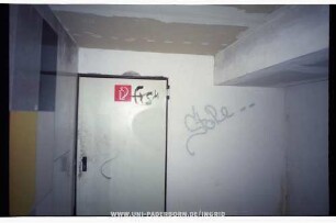 StoRe--