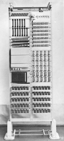 Sicherungsgestell des Verstärkeramtes : Technikgeschichte | Elektrotechnik | Fernmeldetechnik | Telephonapparate, Telephonanlagen