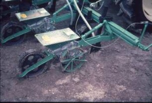 Fotografie: Sätechnik, Einzelkornsämaschine, Mais, Unterfußdüngung