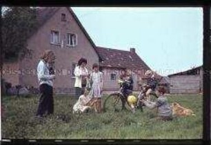 Spielende Kinder, VEG Zingst