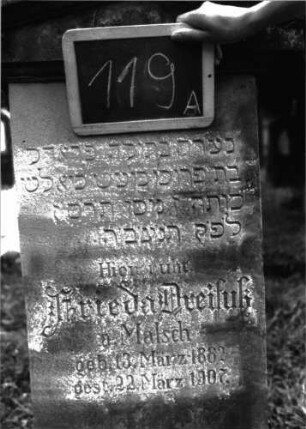 Grabstein 119A