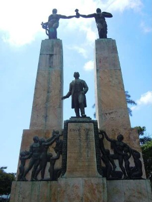 Panama-City - Denkmal für Belisario Porras : Denkmal für Belisario Porras. Aufgenommen am 14. September in Panama-City