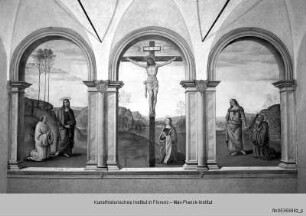 Christus am Kreuz und Heilige