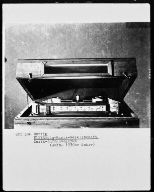 Musikaufnahmegerät (Elektrola-Musik-Gesellschaft in Berlin)