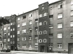 Dresden-Neustadt, Friedensstraße 21/21b. Wohnhäuser einer Wohnanlage (um 1925). Straßenansicht