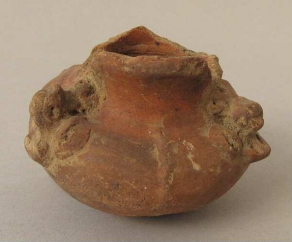 Clay vessel