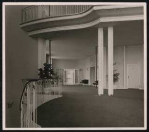 Schauspielhaus, Bochum: Foyer Hochparkett mit Rang-Balkon