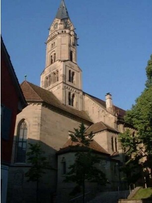 Kochervorstadt - Katharinenkirche-Ansicht von Nordosten über Chor und romanischem Kirchturm