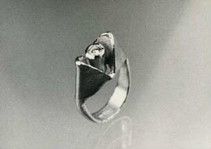 Ring aus Gold mit Brillant von Wilhelm Buchert