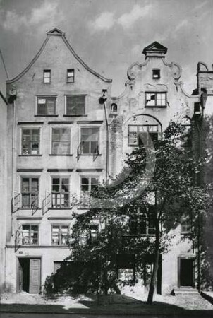 Fassaden der Bürgerhäuser Wilhelmstrasse 41 und 40 in Elbing
