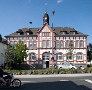 Schule; Pohlheim, Ludwigstraße 33