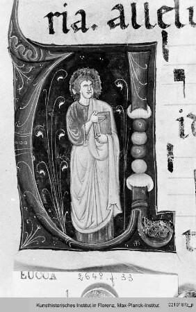 Antiphonar : Textseite mit vierzeiligen Neumen und historisierter Initiale (U): Prophet