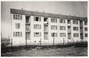 BBC (Brown, Boveri & Cie), Mannheim-Käfertal Wohnblock: Fensterseite