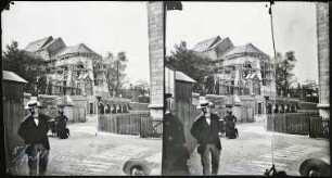 Paris. Saint-Pierre de Montmartre mit Baugerüst