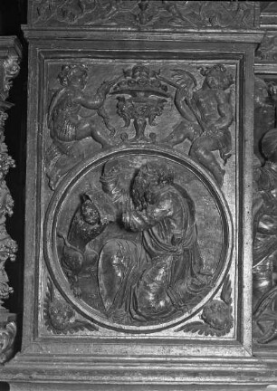 Hochaltar, Sockelgeschoss, Detail: Evangelist Markus