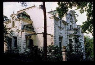 Villa 27.9.80.